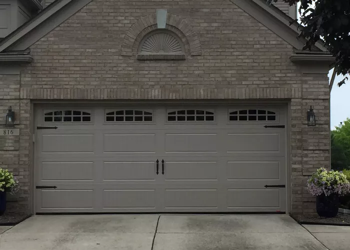 Acadia 138, 16' x 7', North Hatley LP, Claystone, with decorative hardware, Cascade Inserts