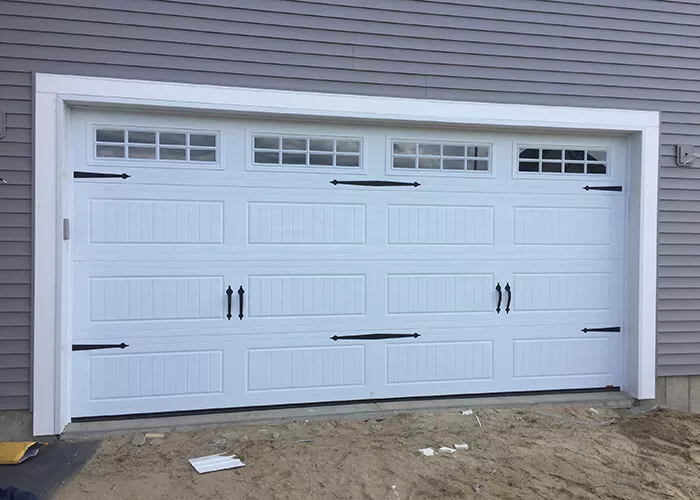 Acadia 138, 16' x 7', North Hatley LP, Ice White, with decorative hardware, Ice White, Stockton Inserts